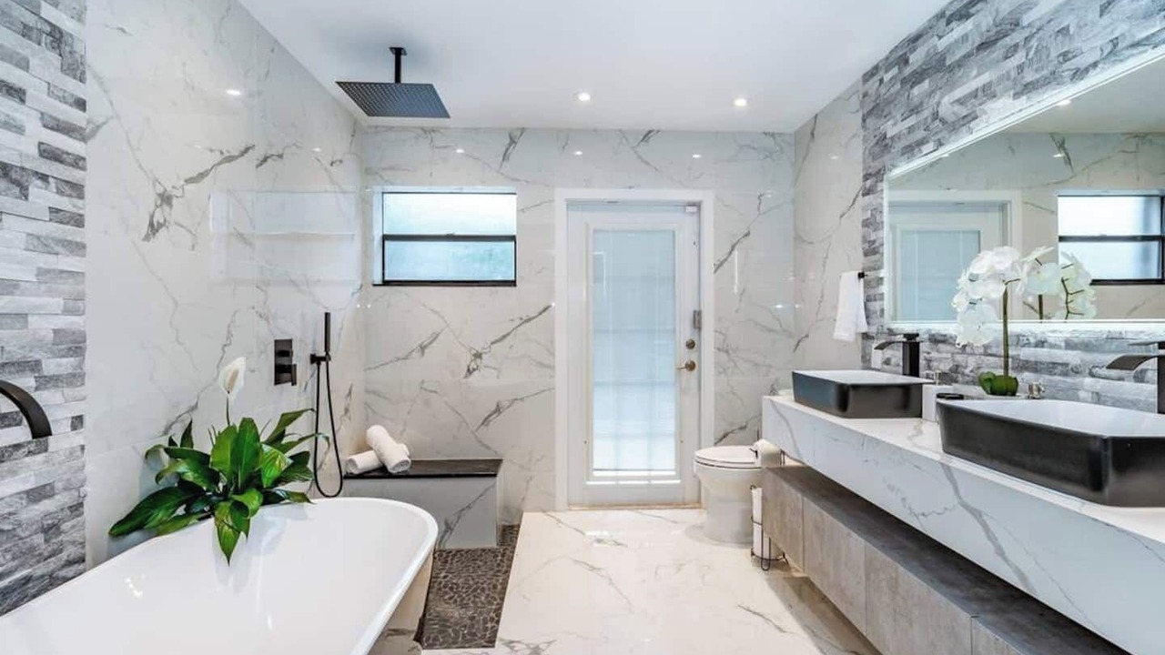 Photo of Bathroom in Croissant Park