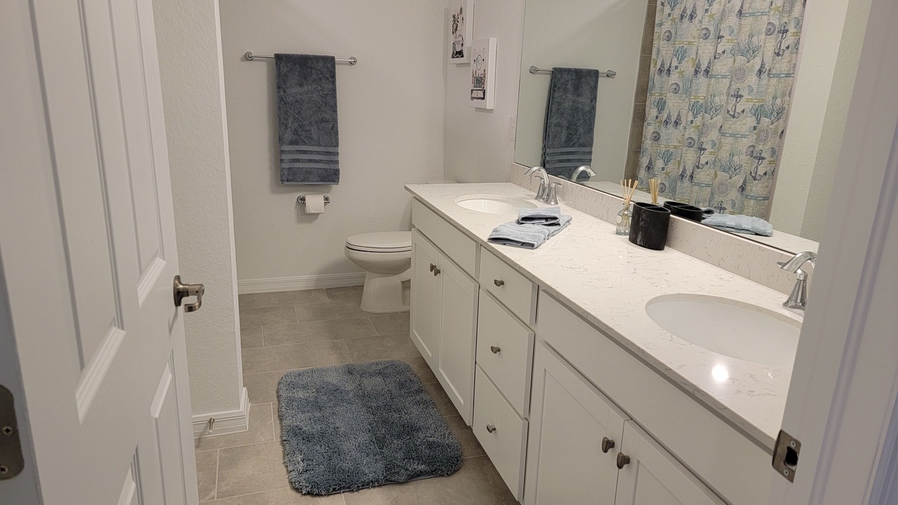 Photo of Bathroom in Lakewood Ranch