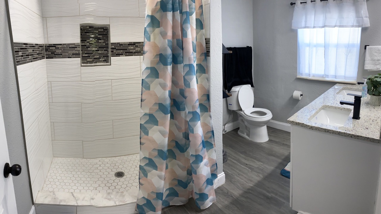 Photo of Bathroom in United Central