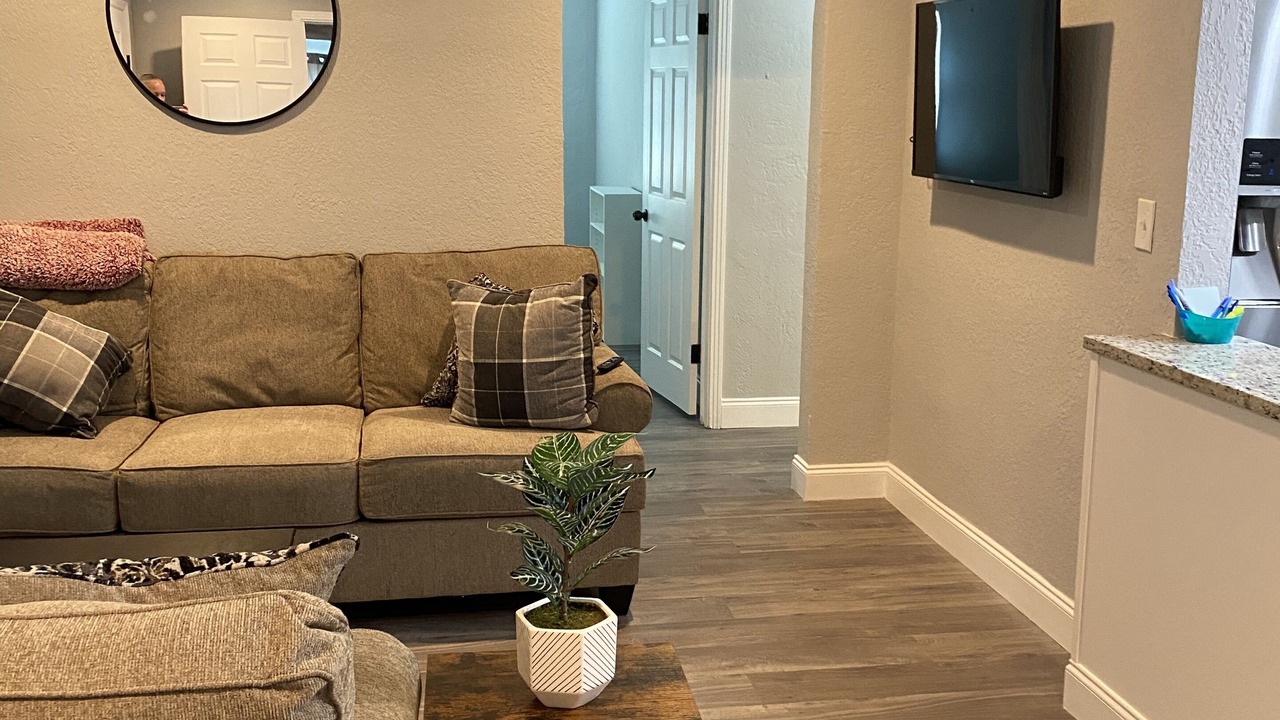 Photo of Livingroom in United Central
