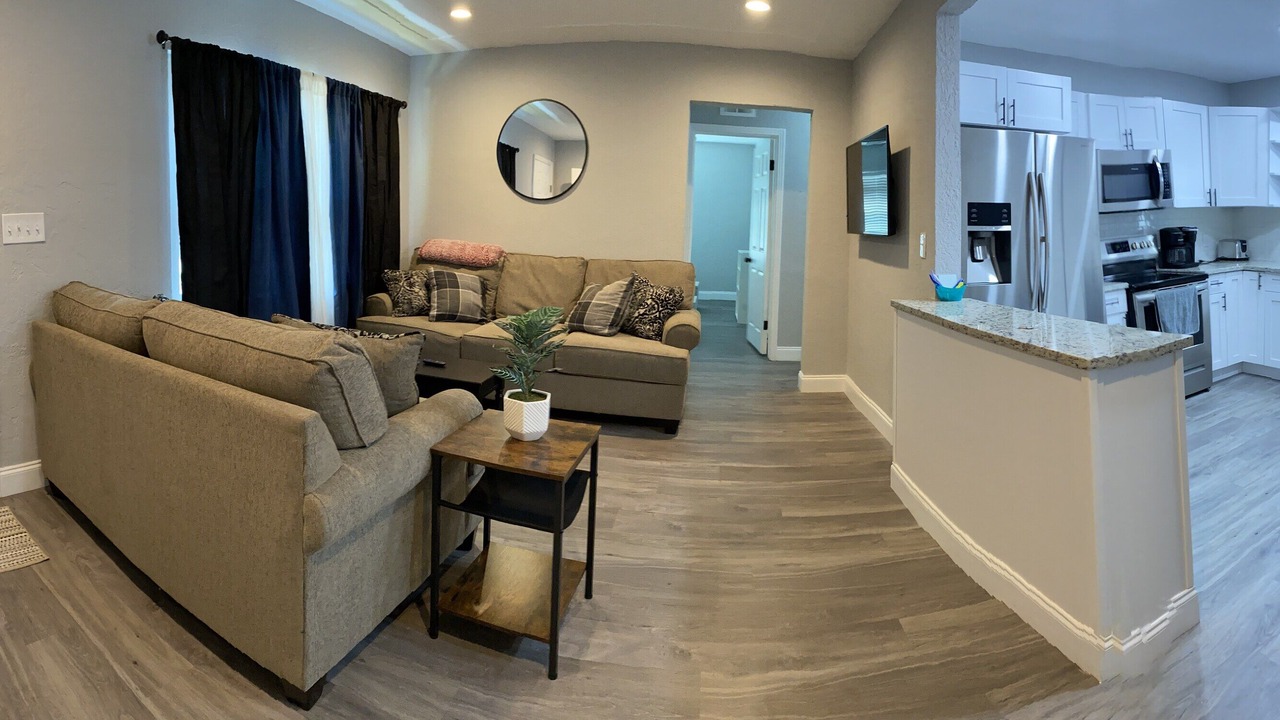 Photo of Livingroom in United Central