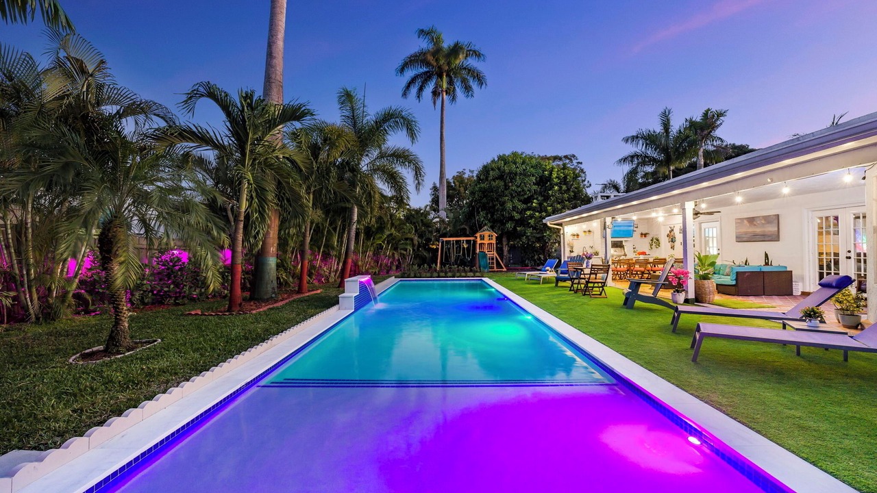 Photo of Outdoor in Sunset