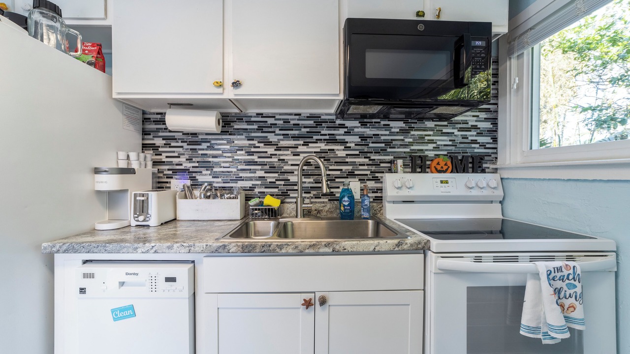 Photo of Kitchen in South Peninsula Historic District