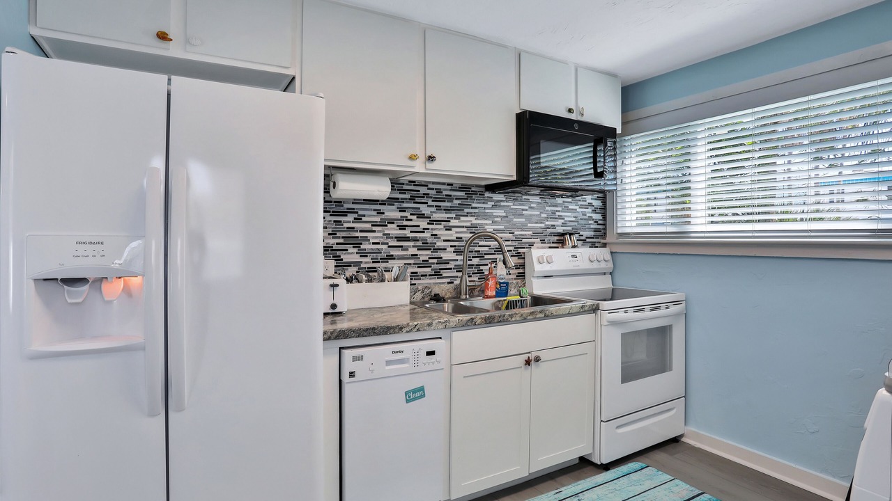 Photo of Kitchen in South Peninsula Historic District