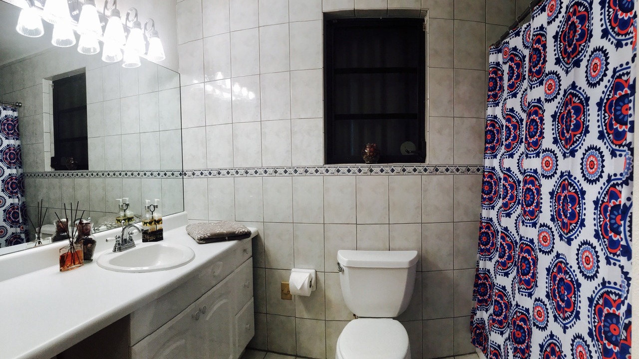 Photo of Bathroom in Davie