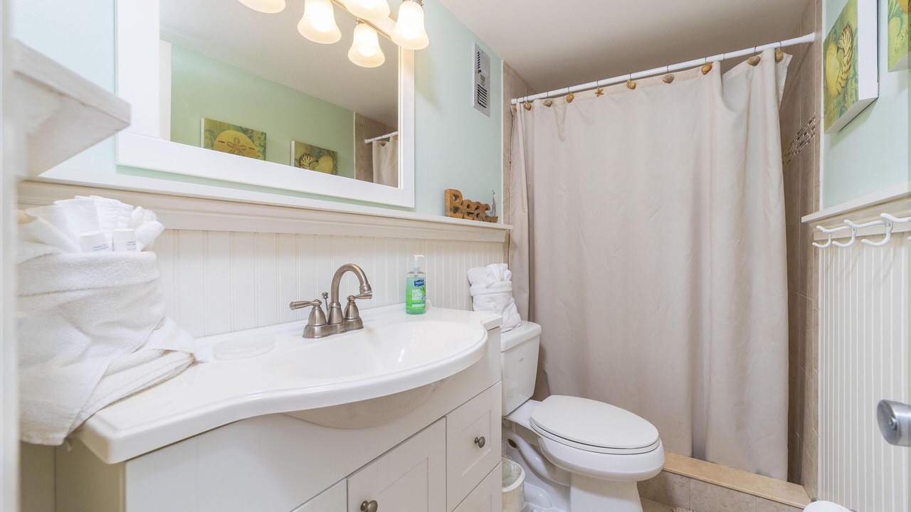 Photo of Bathroom in Crescent Beach
