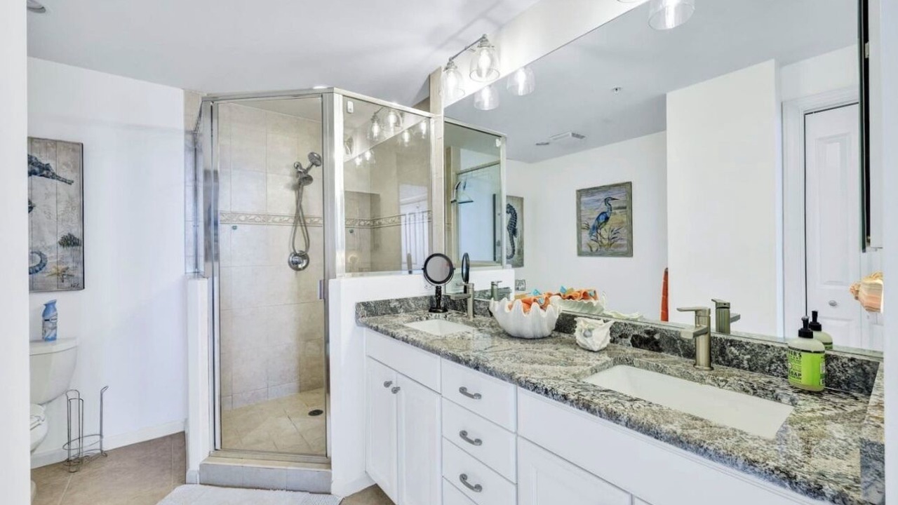 Photo of Bathroom in Cape Harbour