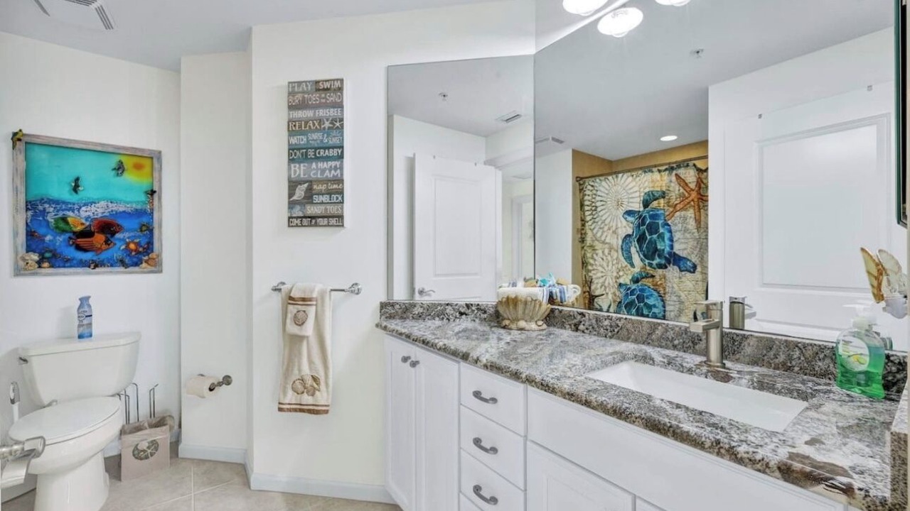 Photo of Bathroom in Cape Harbour