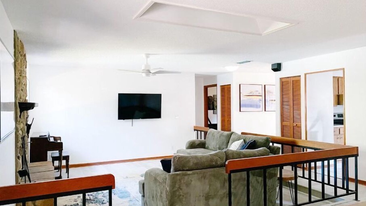 Photo of Livingroom in Port Orange