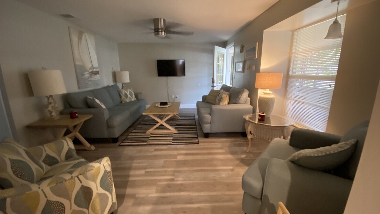 Photo of Livingroom in Laurel