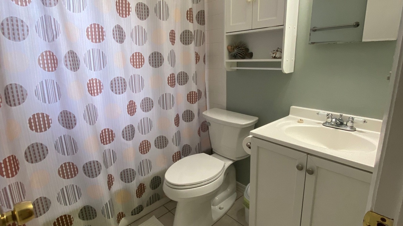 Photo of Bathroom in Laurel