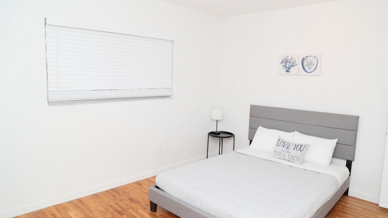 Photo of Bedroom in Douglas
