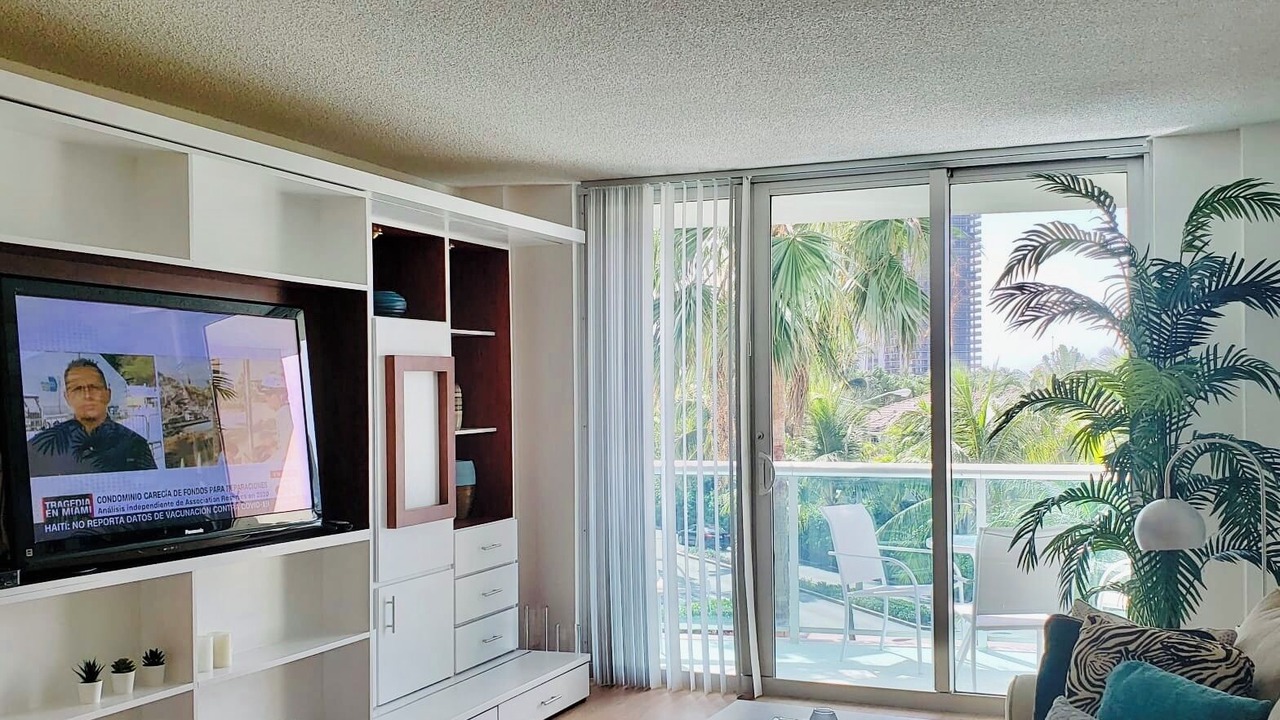 Photo of Livingroom in Sunny Isles Beach