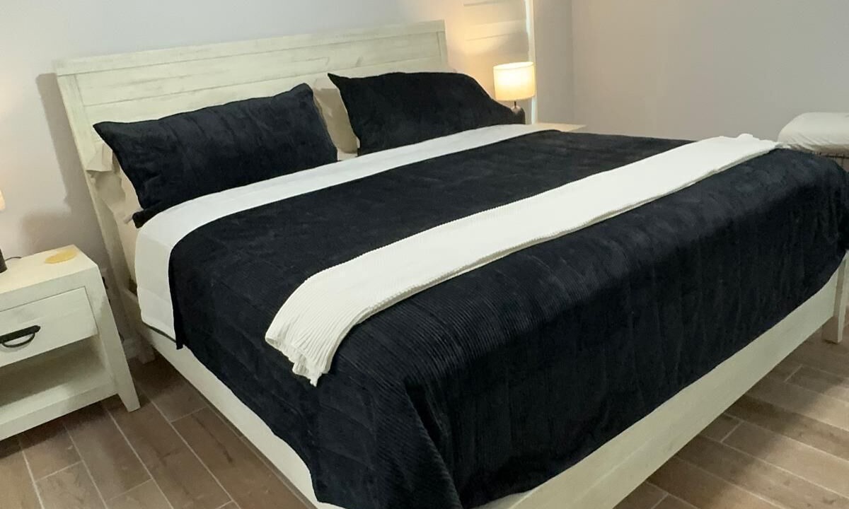 Photo of Bedroom in Citrus Springs