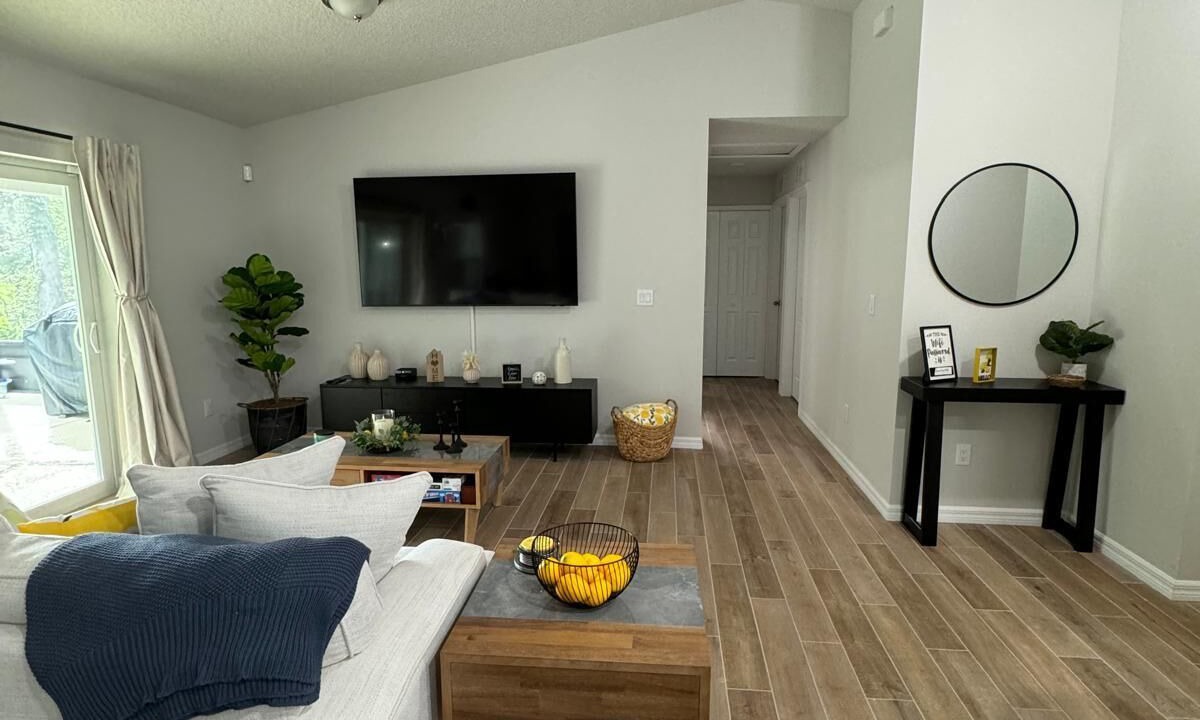 Photo of Livingroom in Citrus Springs