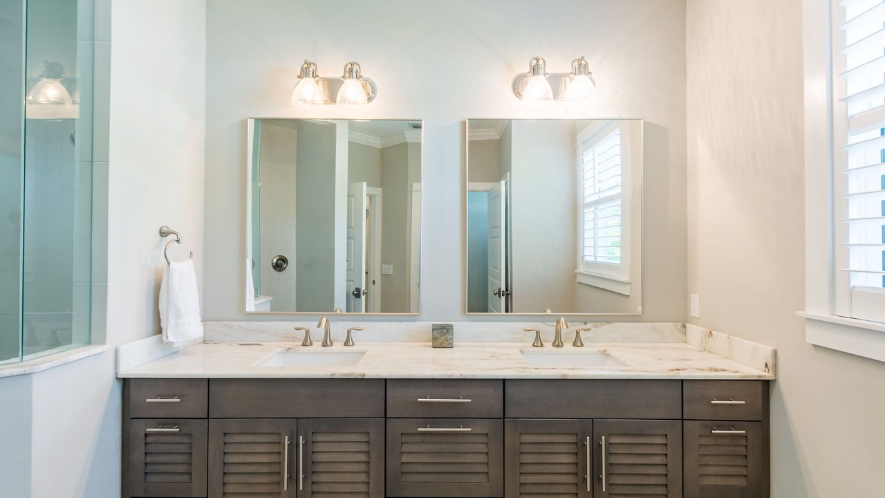 Photo of Bathroom in Bay Isle