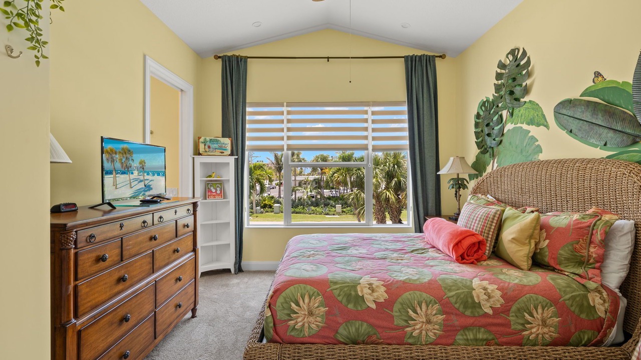 Photo of Bedroom in Beachview Country Club Estates