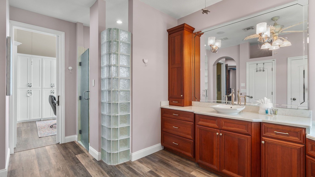 Photo of Bathroom in Beachview Country Club Estates