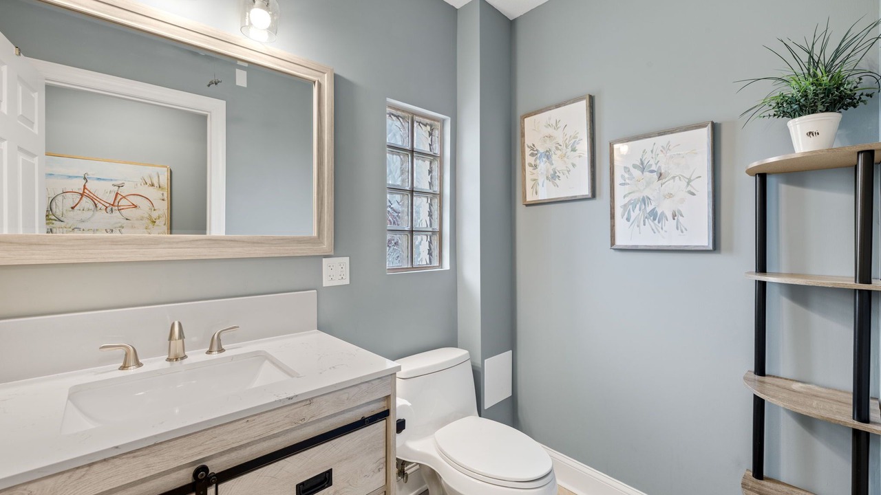 Photo of Bathroom in Beachview Country Club Estates
