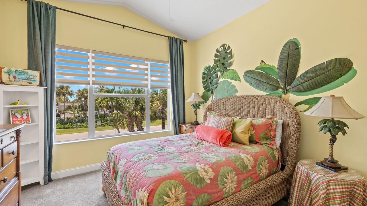 Photo of Bedroom in Beachview Country Club Estates