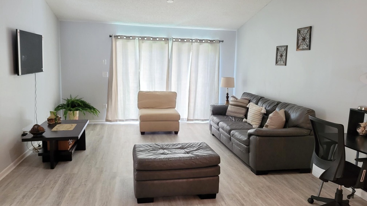 Photo of Livingroom in Clearwater