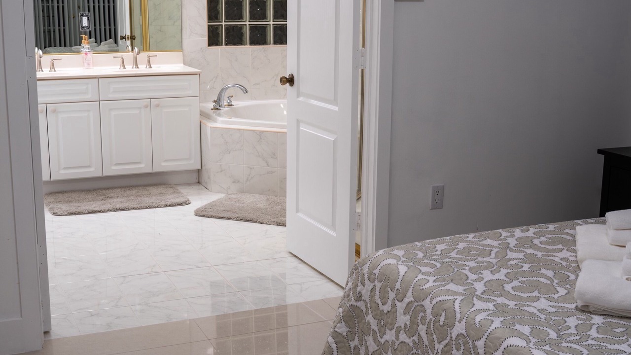 Photo of Bathroom in Tamiami