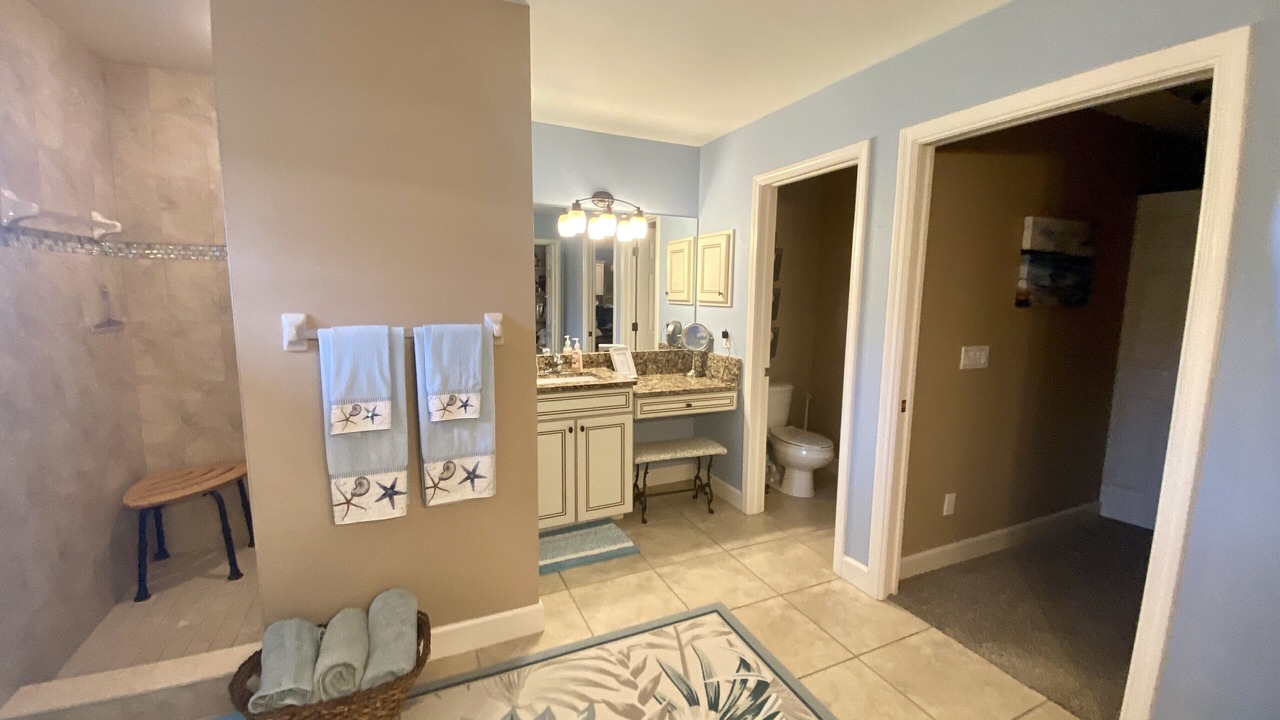 Photo of Bathroom in Broadmoor