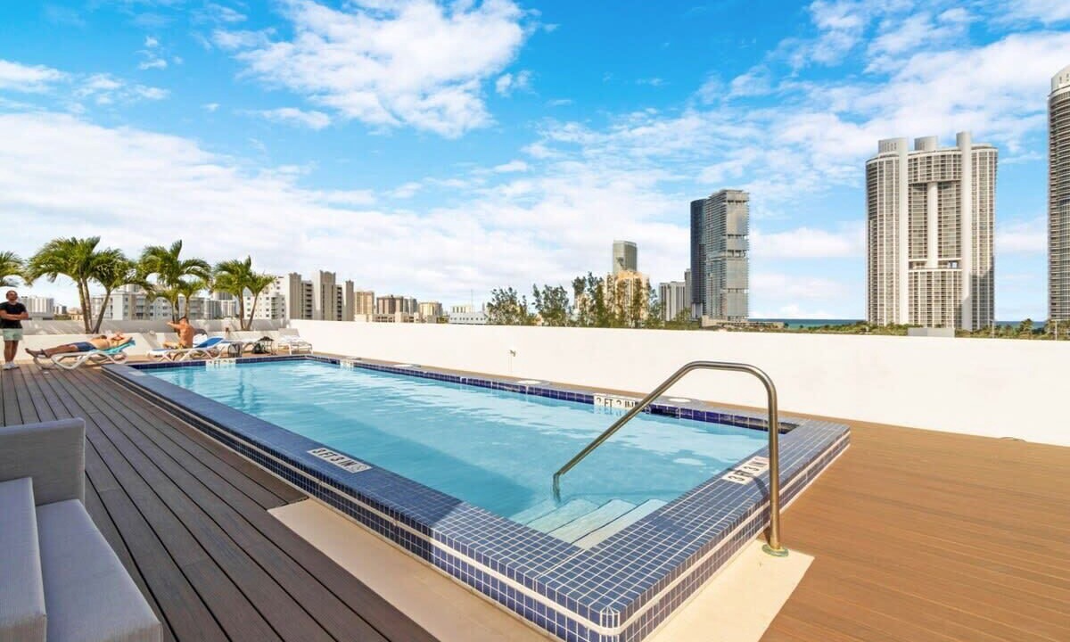 Photo of Outdoor in Sunny Isles Beach