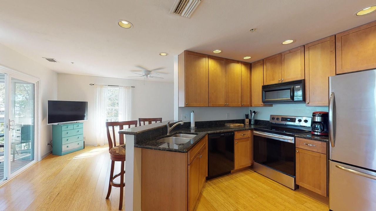 Photo of Kitchen in Mid Island