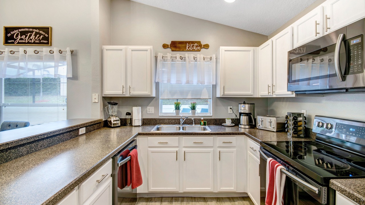 Photo of Kitchen in Lake Wilson Preserve
