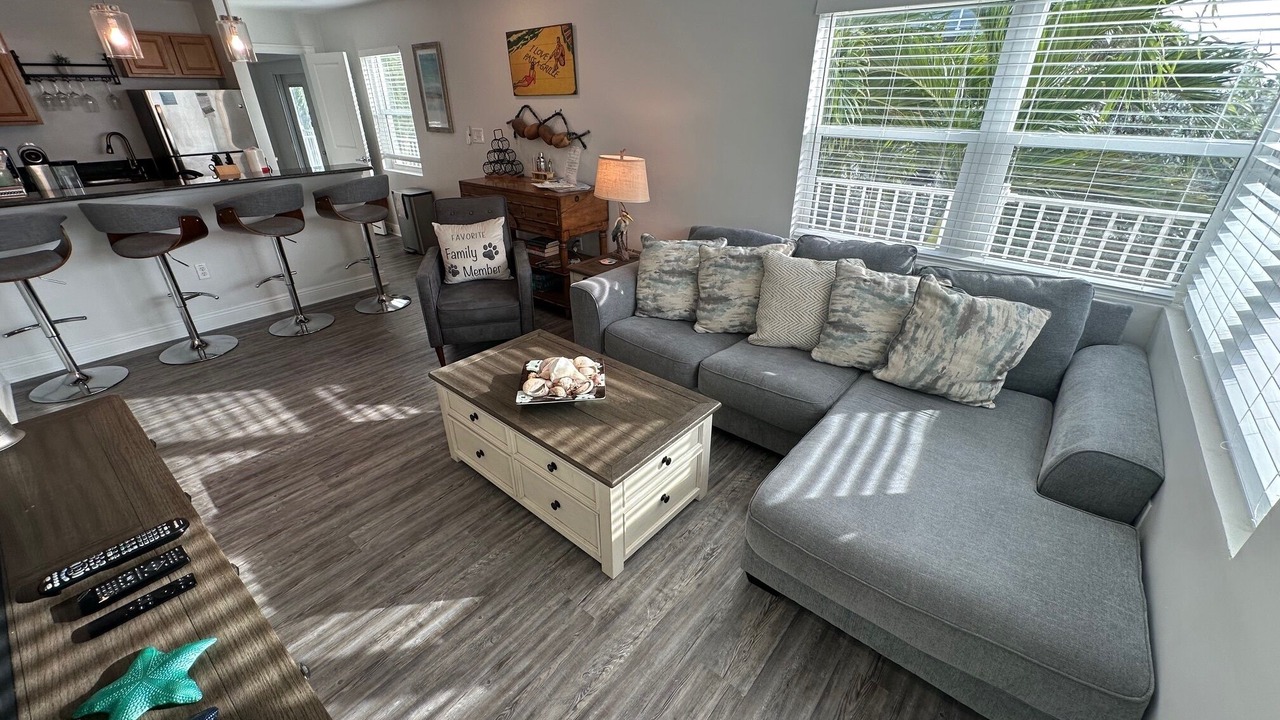 Photo of Livingroom in Pass-a-Grille Historic District