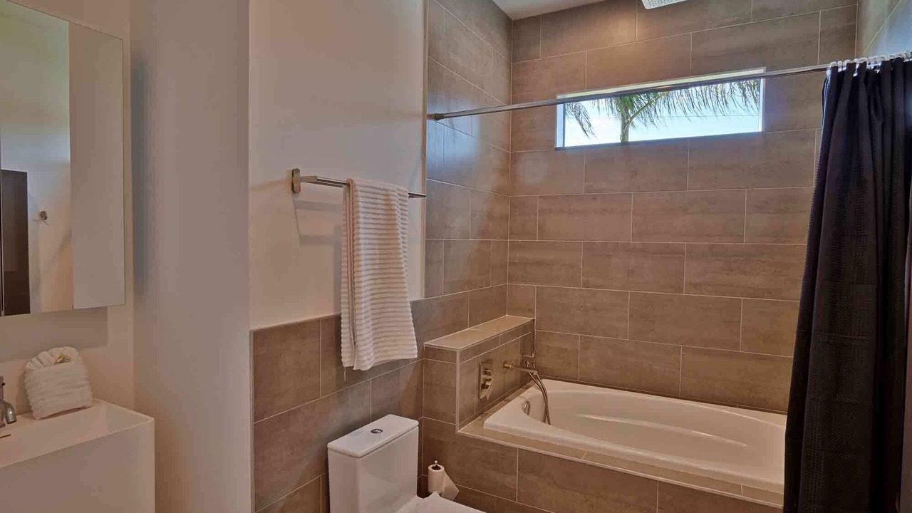 Photo of Bathroom in Mariner