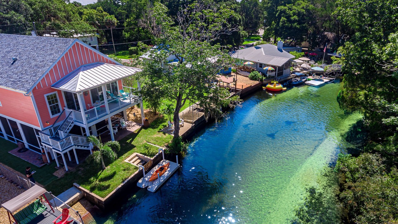 Photo of Others in Weeki Wachee Gardens