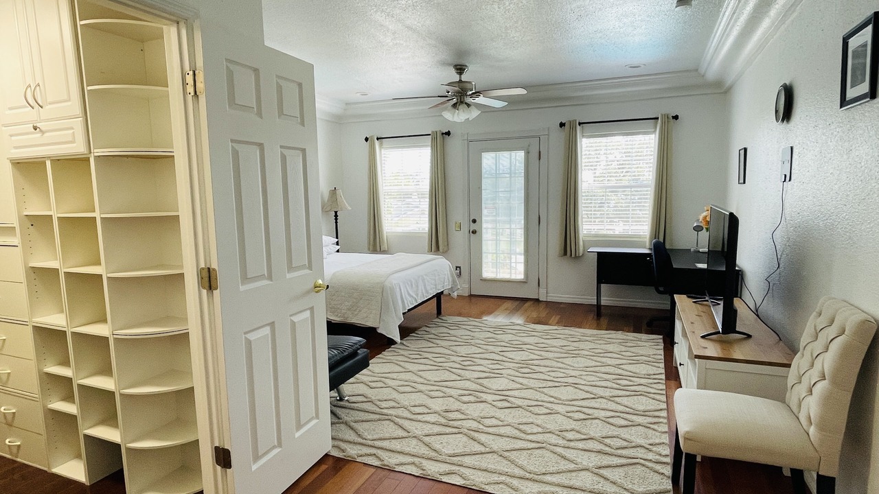 Photo of Bedroom in Auburndale