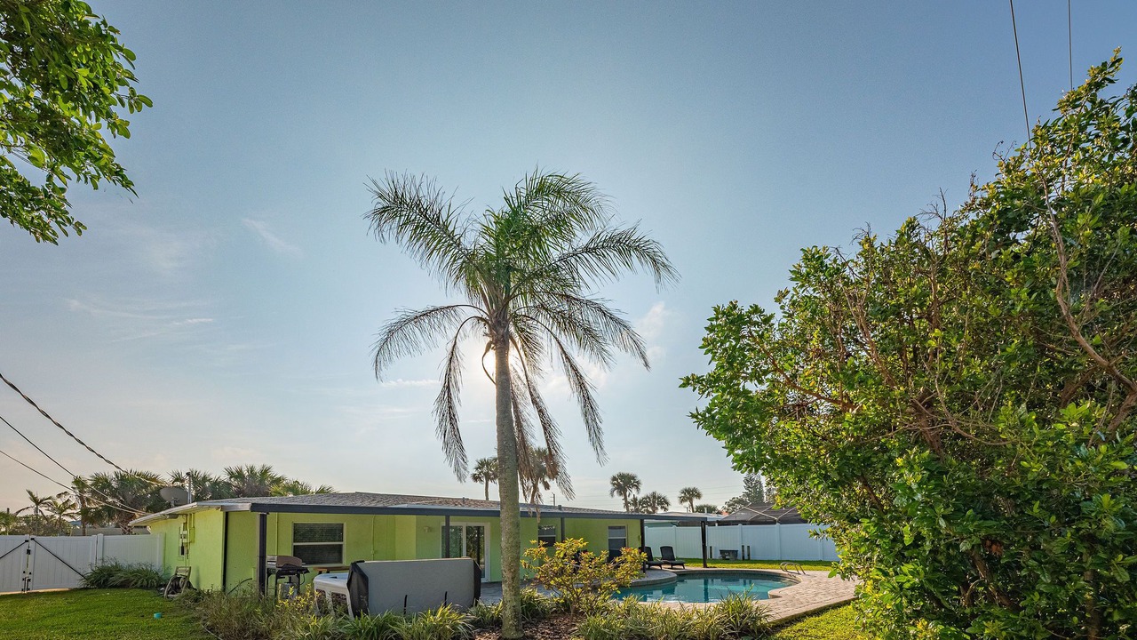 Photo of Bedroom in Cocoa Beach