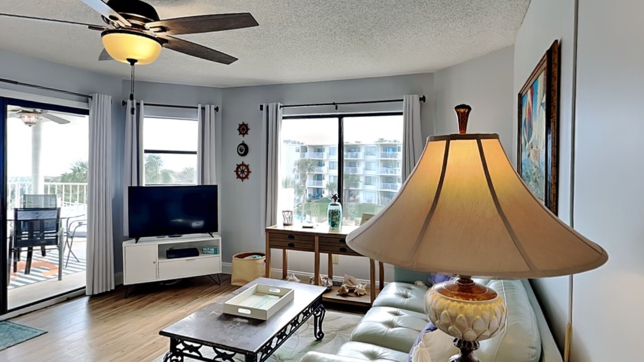 Photo of Livingroom in Butler Beach