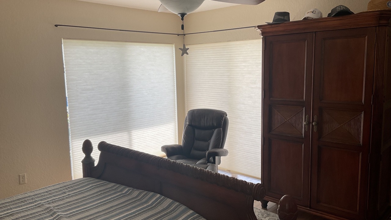 Photo of Bedroom in Edgewater