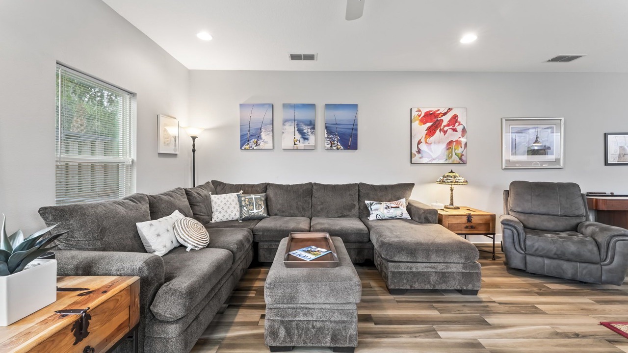 Photo of Livingroom in Jacksonville Beach