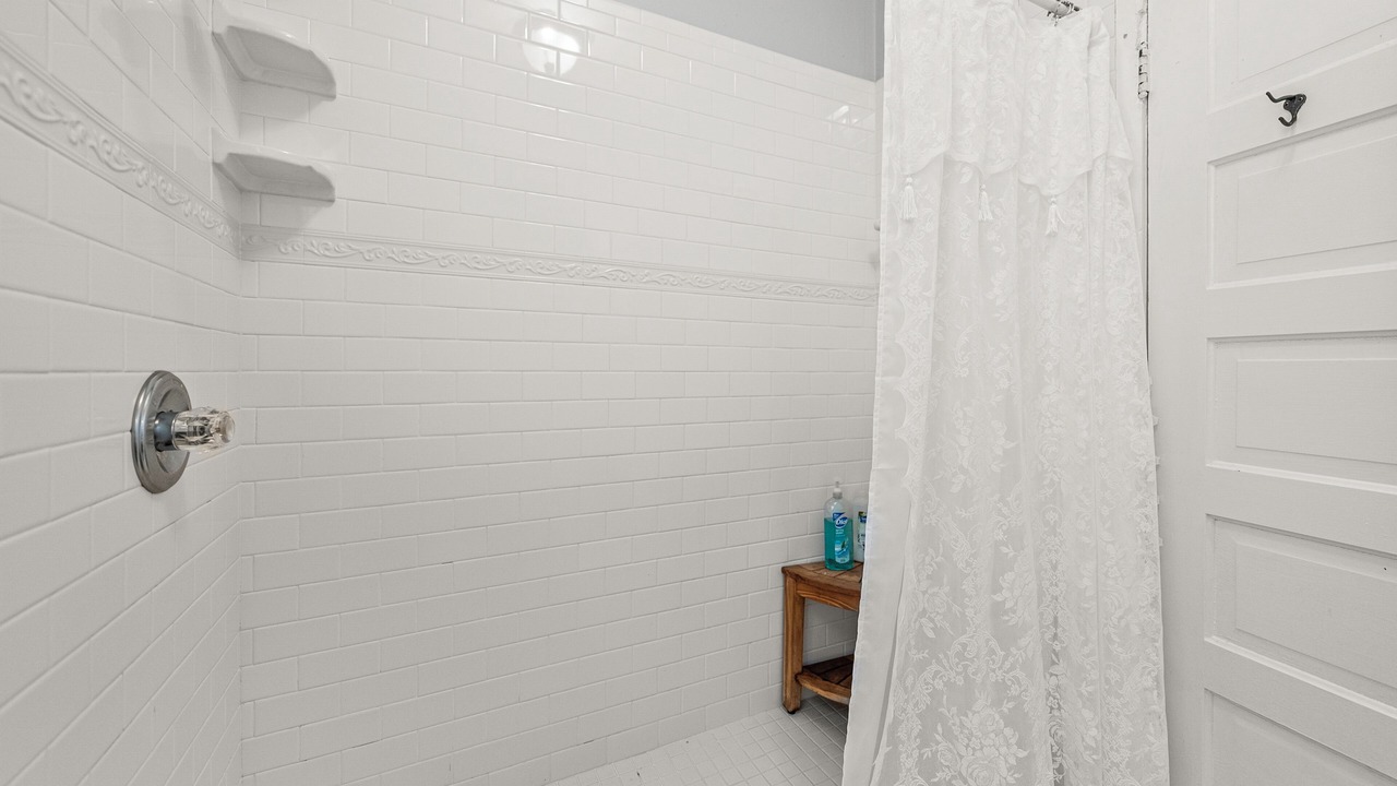 Photo of Bathroom in Babson Park