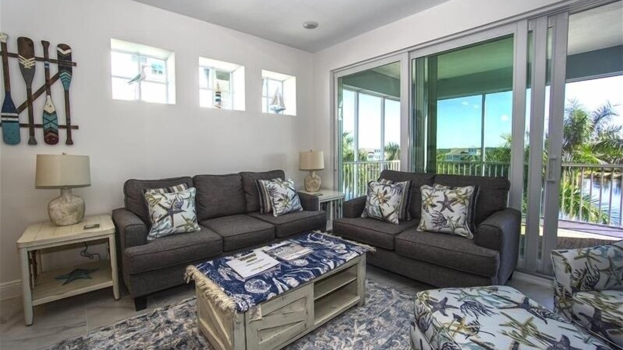 Photo of Livingroom in Whitney Beach