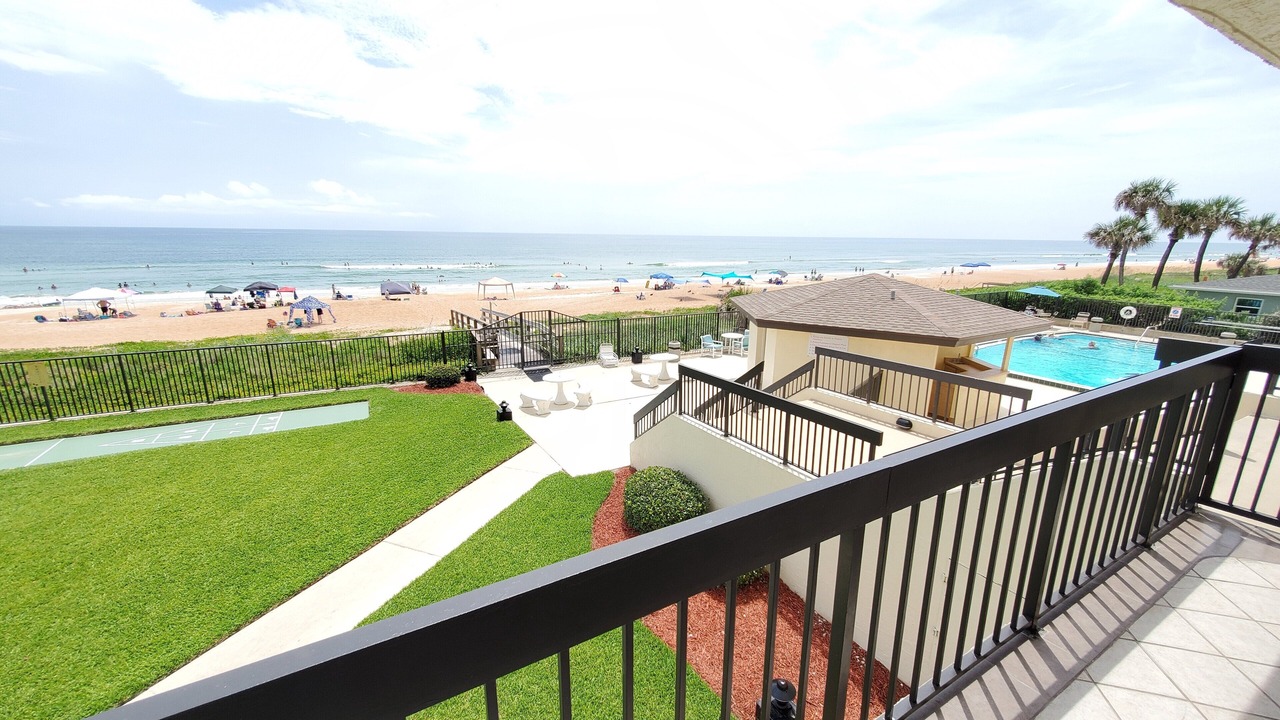 Photo of Patio Balcony in Ormond-by-the-Sea