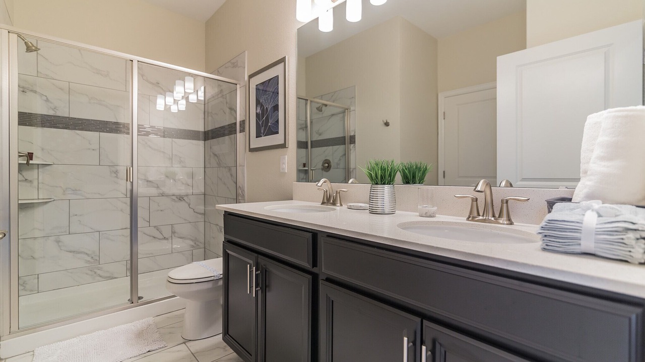 Photo of Bathroom in Four Corners
