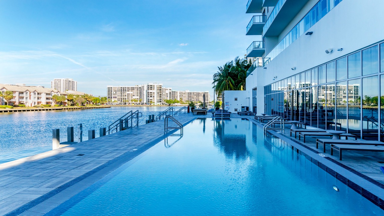 Photo of Outdoor in Hallandale Beach
