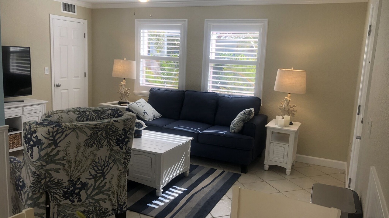 Photo of Livingroom in Englewood