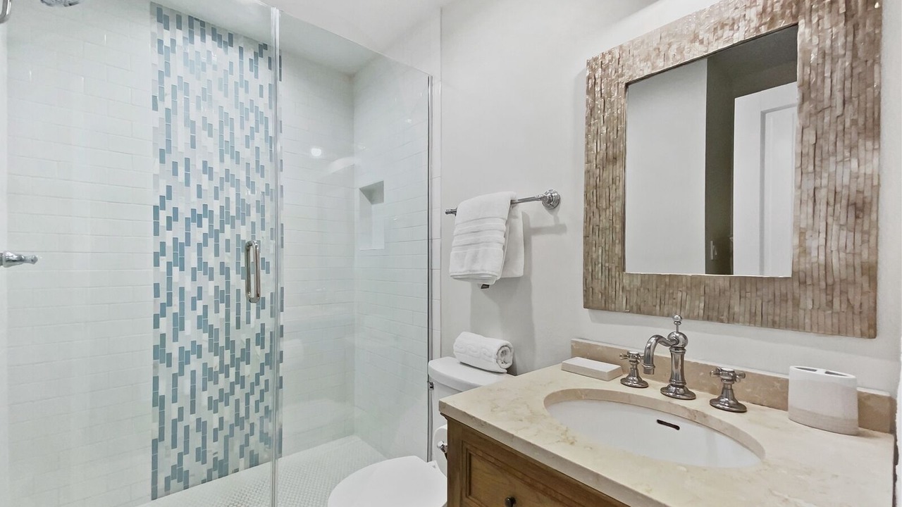 Photo of Bathroom in Gulf Trace