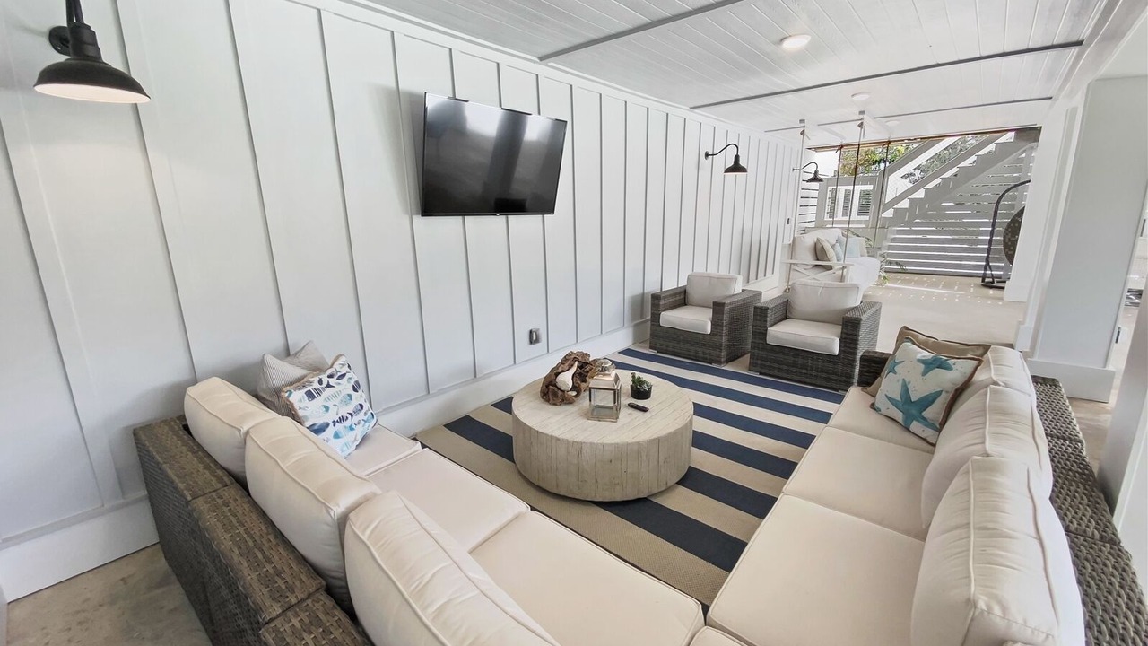 Photo of Livingroom in Gulf Trace