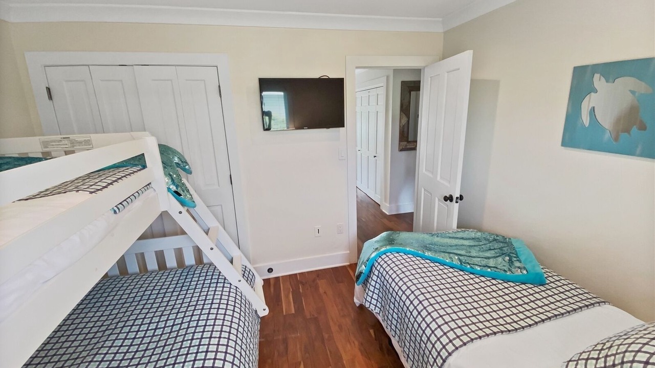 Photo of Bedroom in Gulf Trace