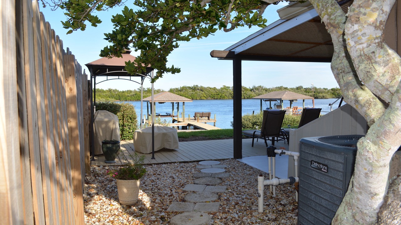 Photo of Patio Balcony in Edgewater