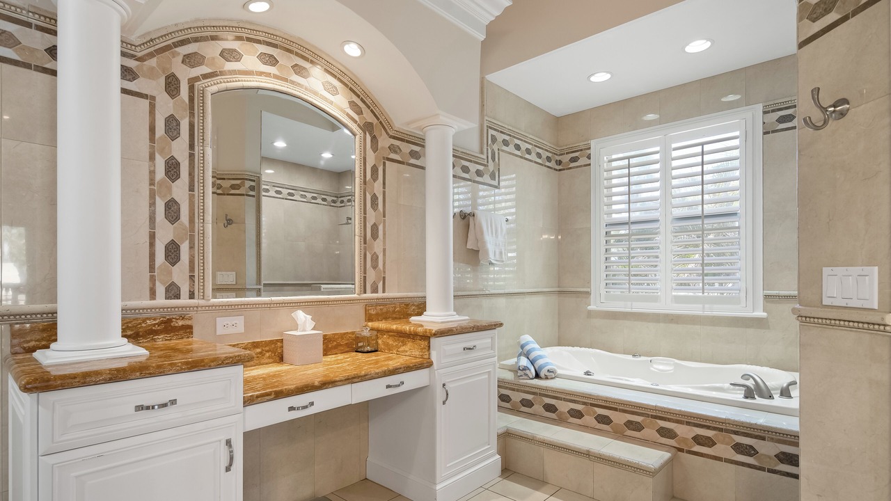 Photo of Bathroom in Connors