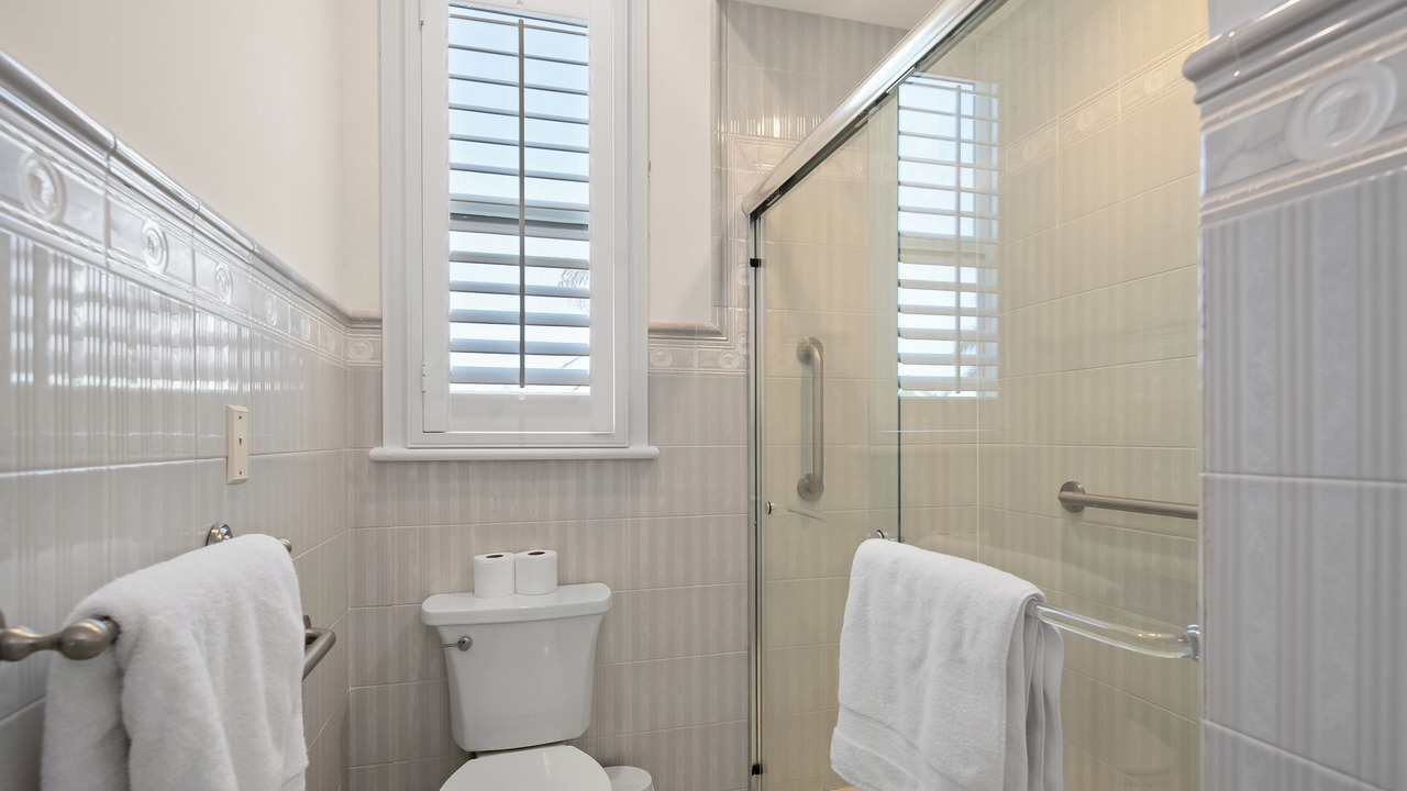 Photo of Bathroom in Connors